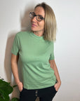 T-Shirt mit Stehbund in blassem Grün