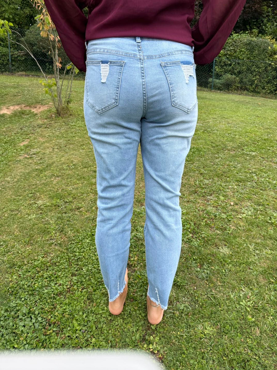 Jeans destroyed
