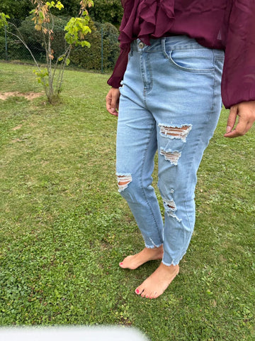 Jeans destroyed