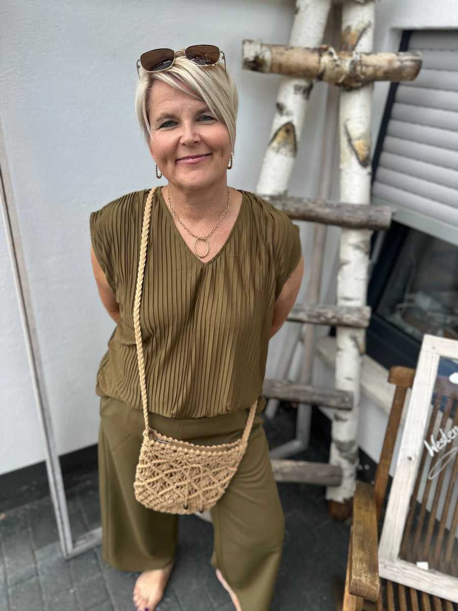 Plissee Shirt in Olive