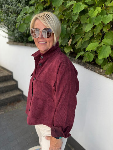 Kordjacke in bordeaux
