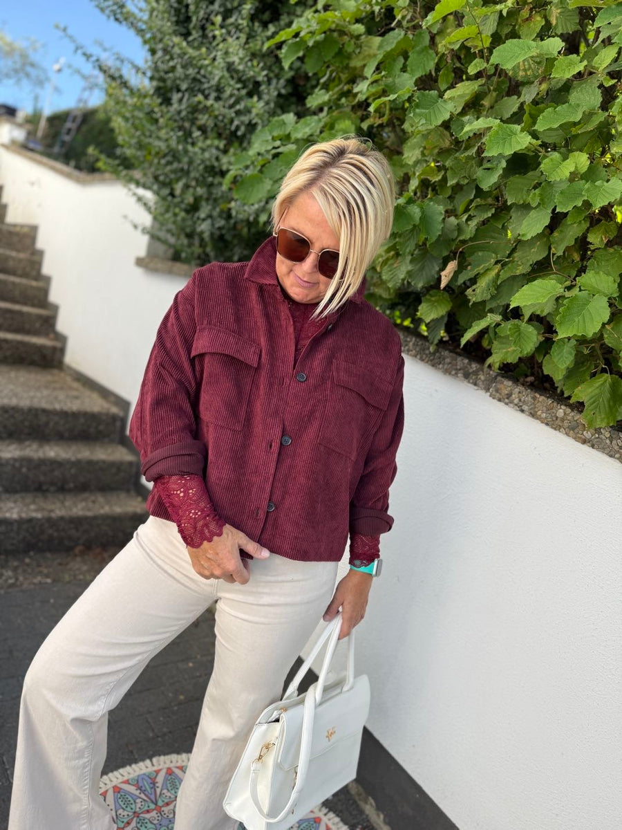 Kordjacke in bordeaux