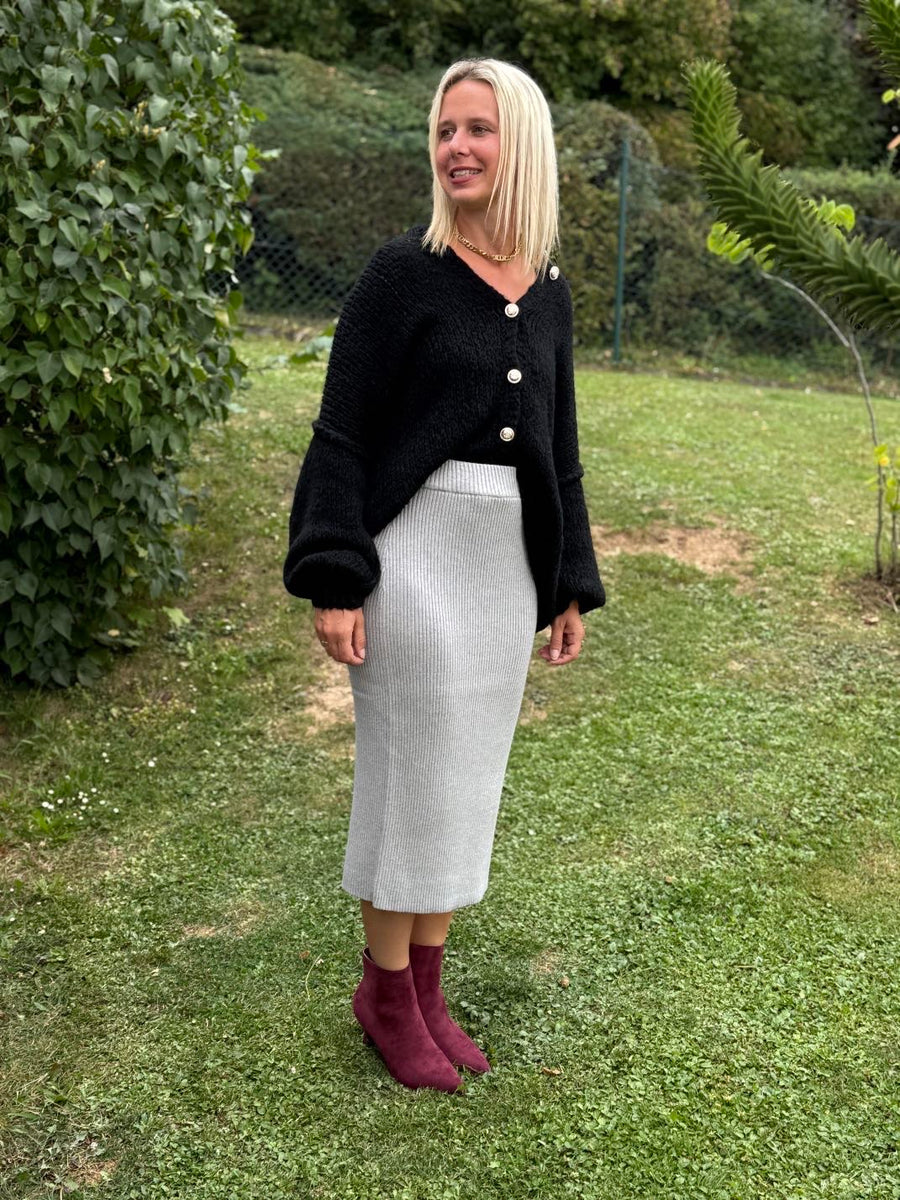 Cardigan mit dicken Knöpfen