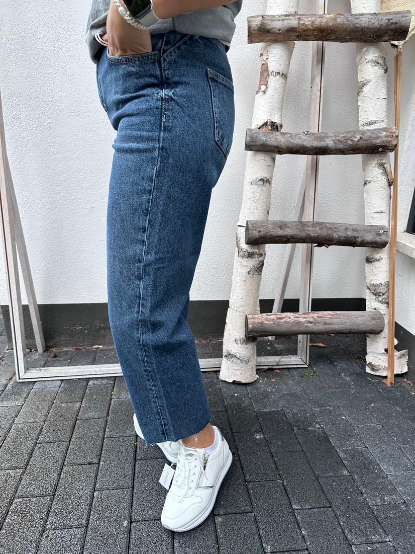 Straight Leg Jeans