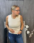Ripp-Stricktop mit Wellenkanten in Beige