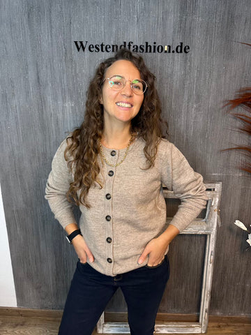 Strickjacke in Beige