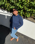 Pullover mit hohem Ausschnitt in tollem Blauton
