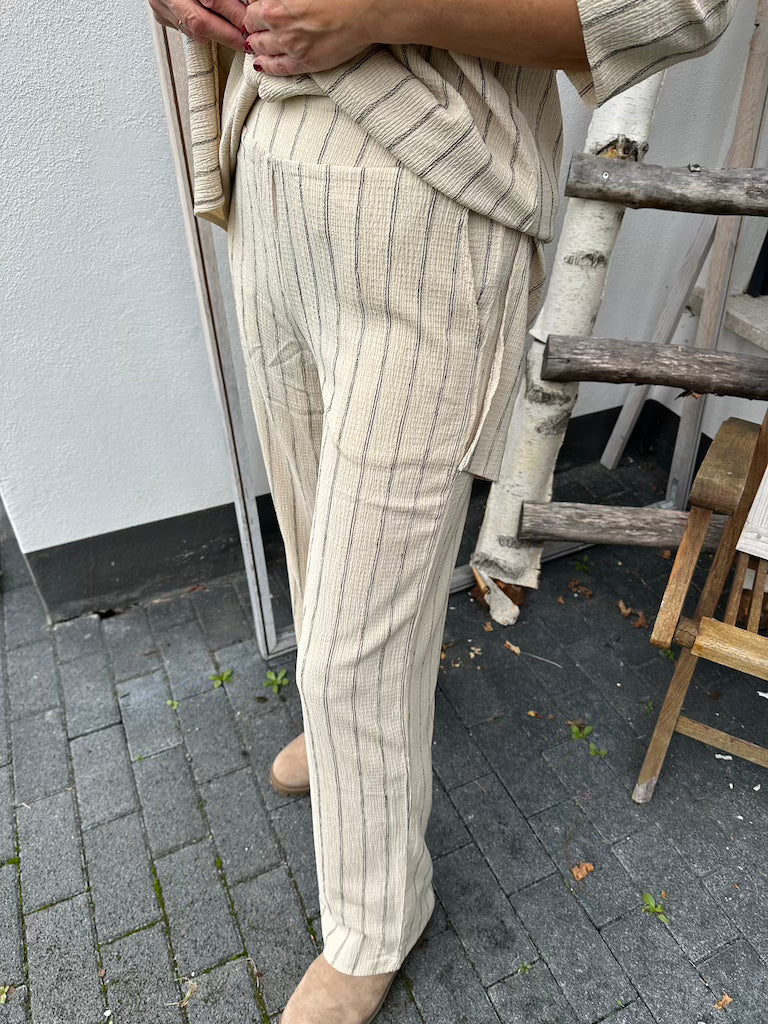 Leichte Nadelstreifen Culotte