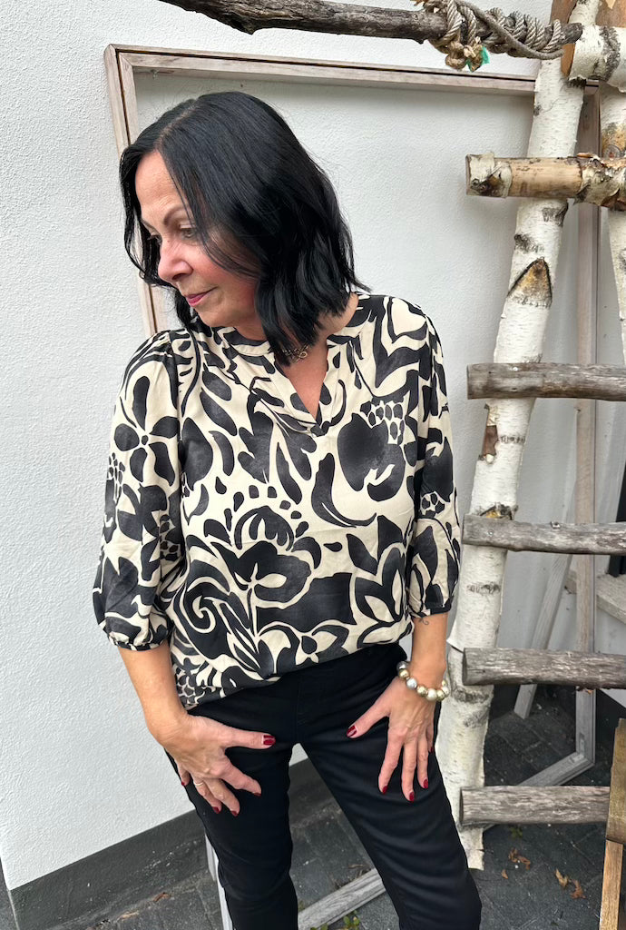 Bluse mit abstraktem Blumenprint