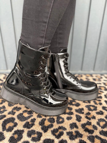 Lack Stiefel