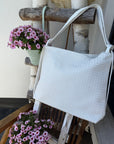 Rucksack-Tasche in metallischen und neutralen Farben