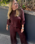 Banu Shirt mit hohem Ausschnitt in Aubergine