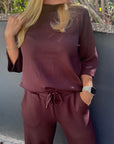 Banu Shirt mit hohem Ausschnitt in Aubergine