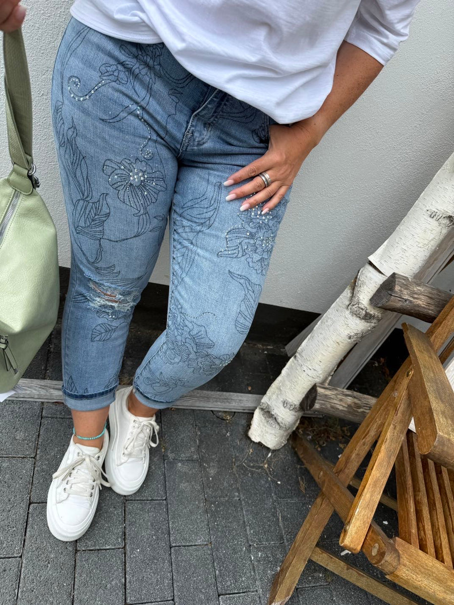 Jeans mit Strassmuster