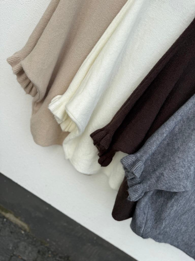 Strickpullover mit Rüschenärmeln