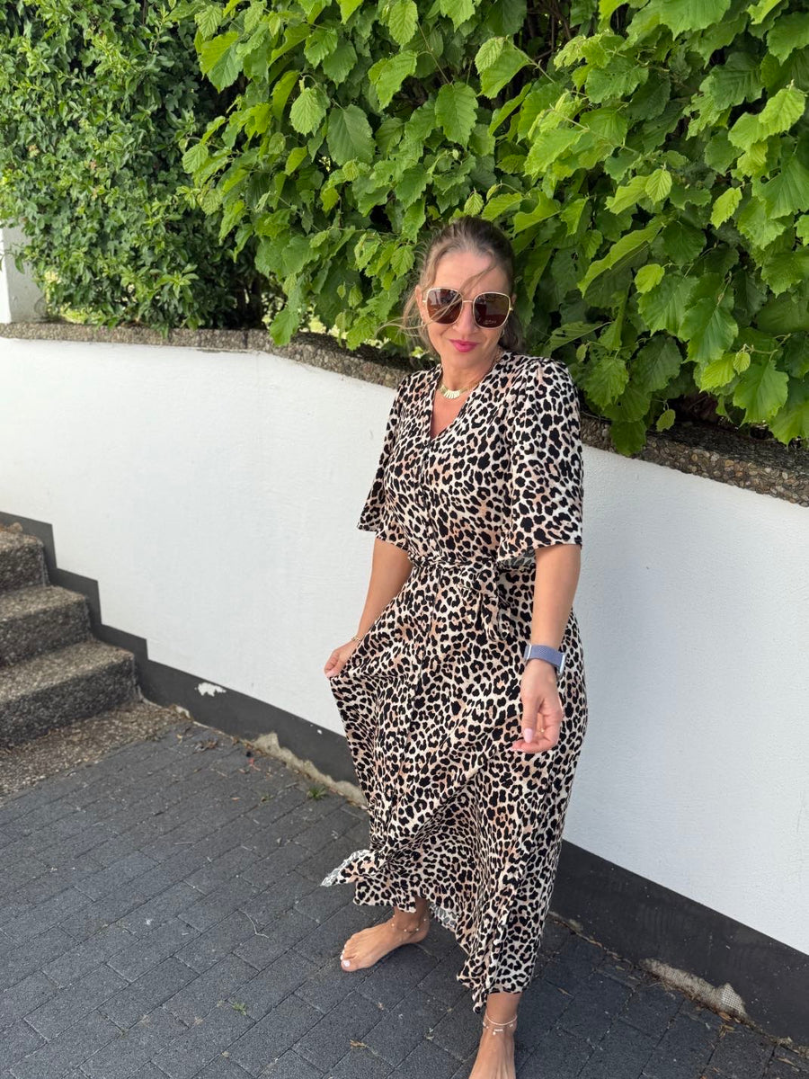 Langes Kleid mit Leoprint