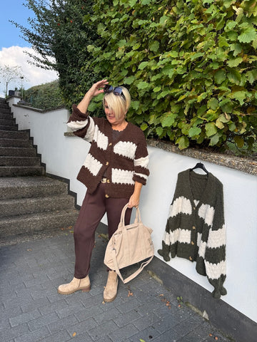 Kuschel-Cardigan mit großen Streifen