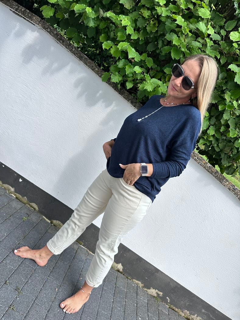 Mom Jeans mit elastischem Bund creme