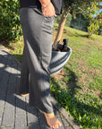 Banu Hose in Anthrazit