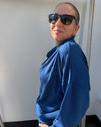 Pullover mit locker fallendem Ausschnitt in Blau