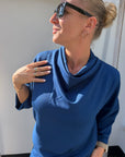 Pullover mit locker fallendem Ausschnitt in Blau