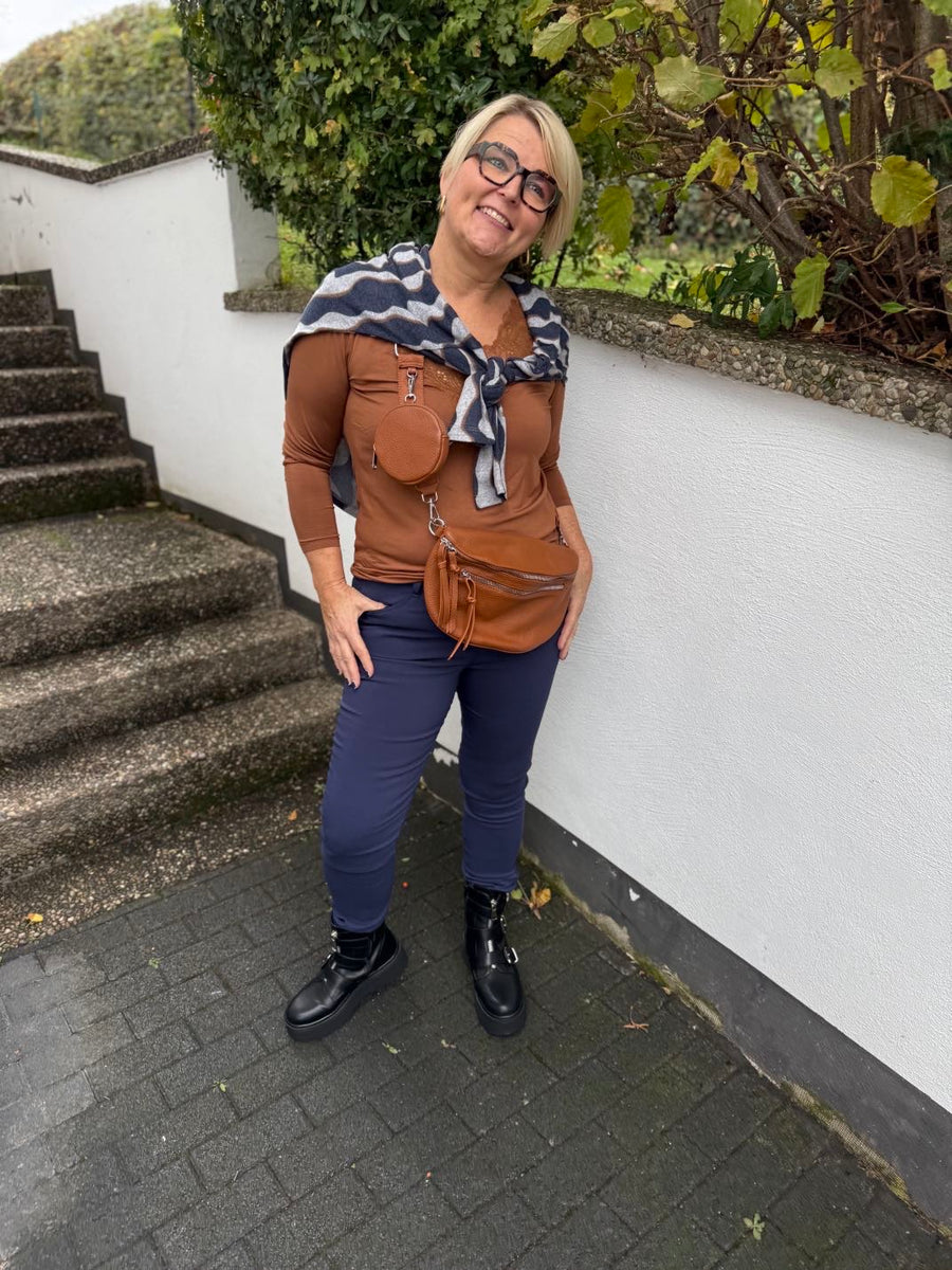 Pullover im Stylischen Wellenmuster in dunkelblau