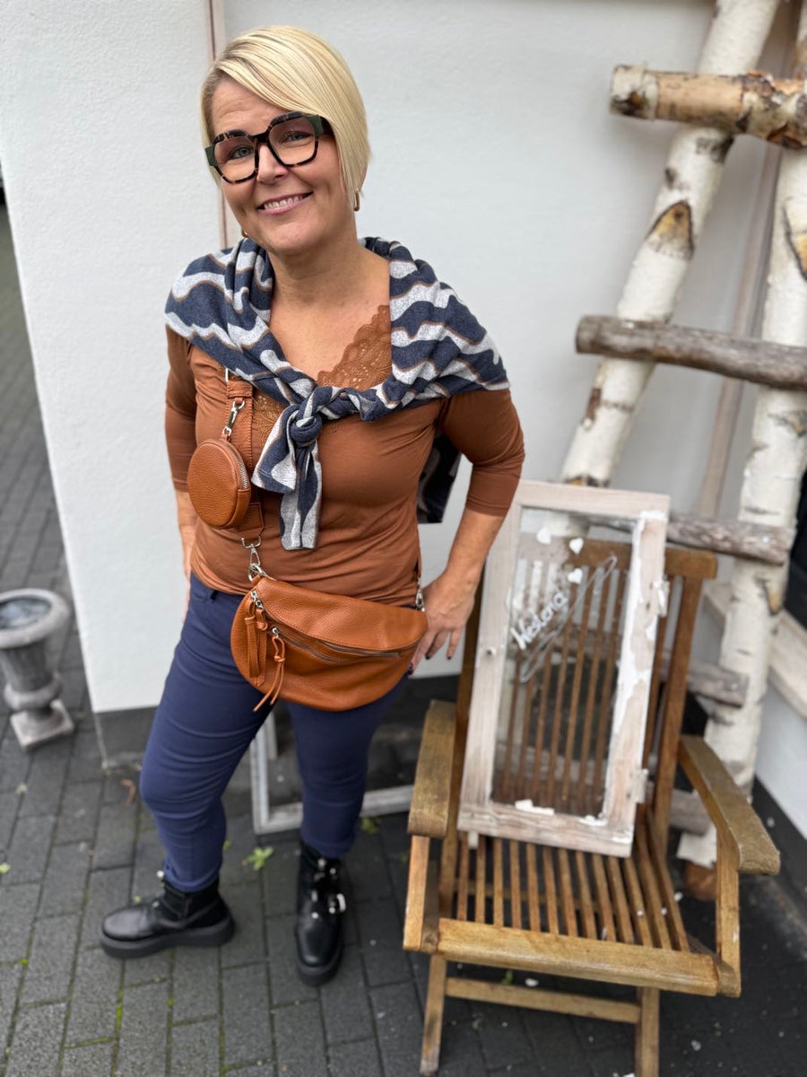 Pullover im Stylischen Wellenmuster in dunkelblau