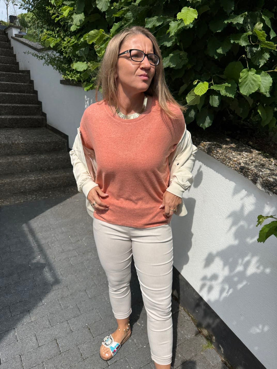 Pullover in peach-meliert