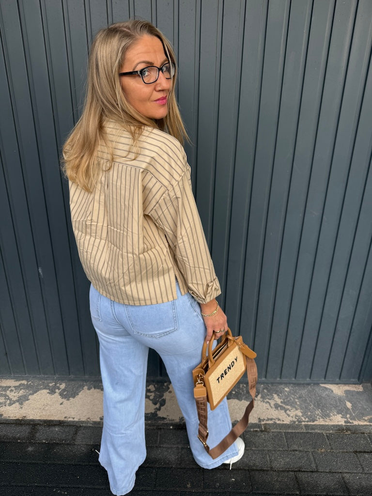 T26 Helle Jeans - Dad Fit - midwaist mit weitem Bein