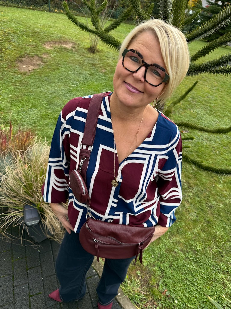 Plus Size Bluse mit geometrischem Print