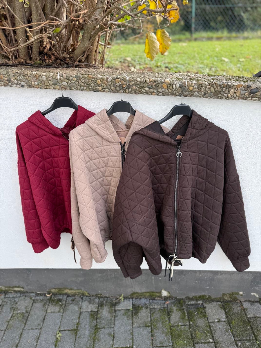 Steppjacke in coolem Bomberjackenverschnitt