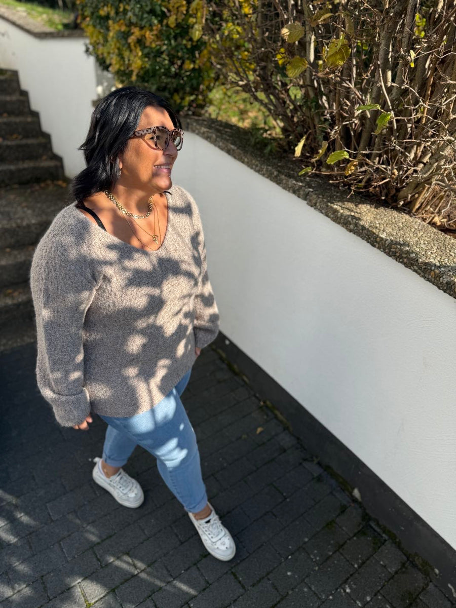 kuscheliger Pullover mit V-Ausschnitt