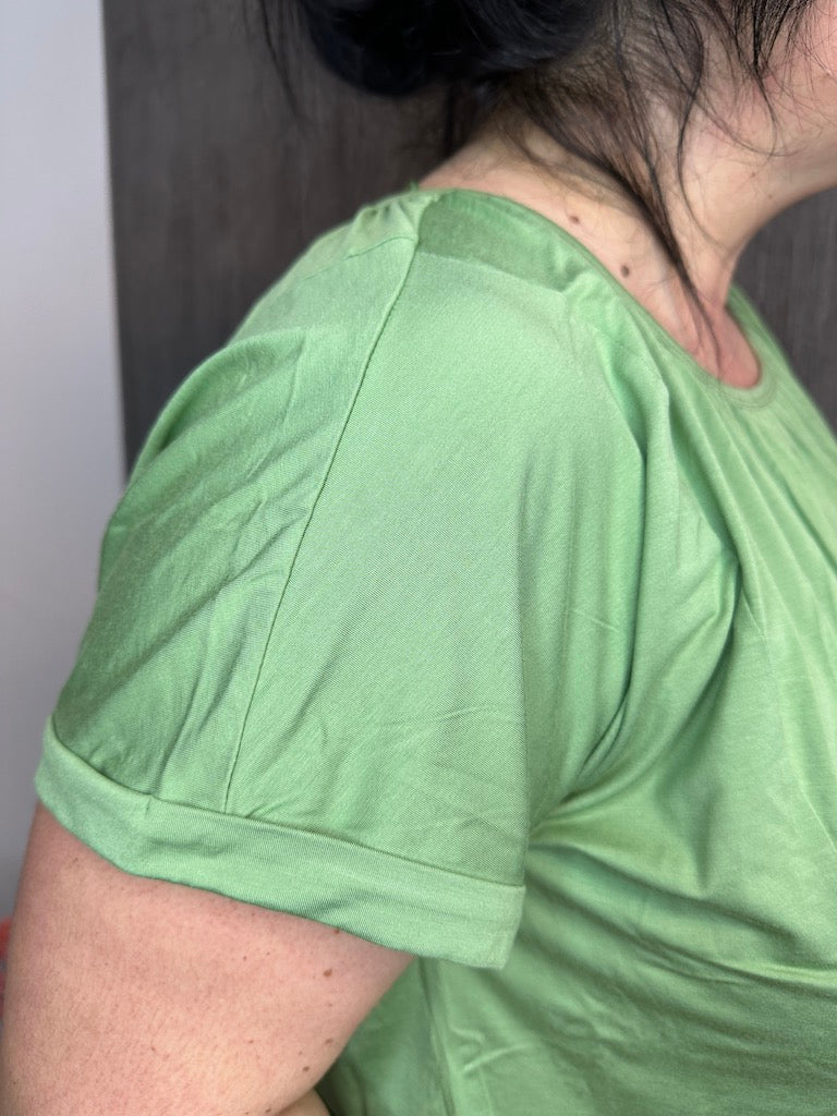 Shirt mit Rundhalsausschnitt in lindgrün