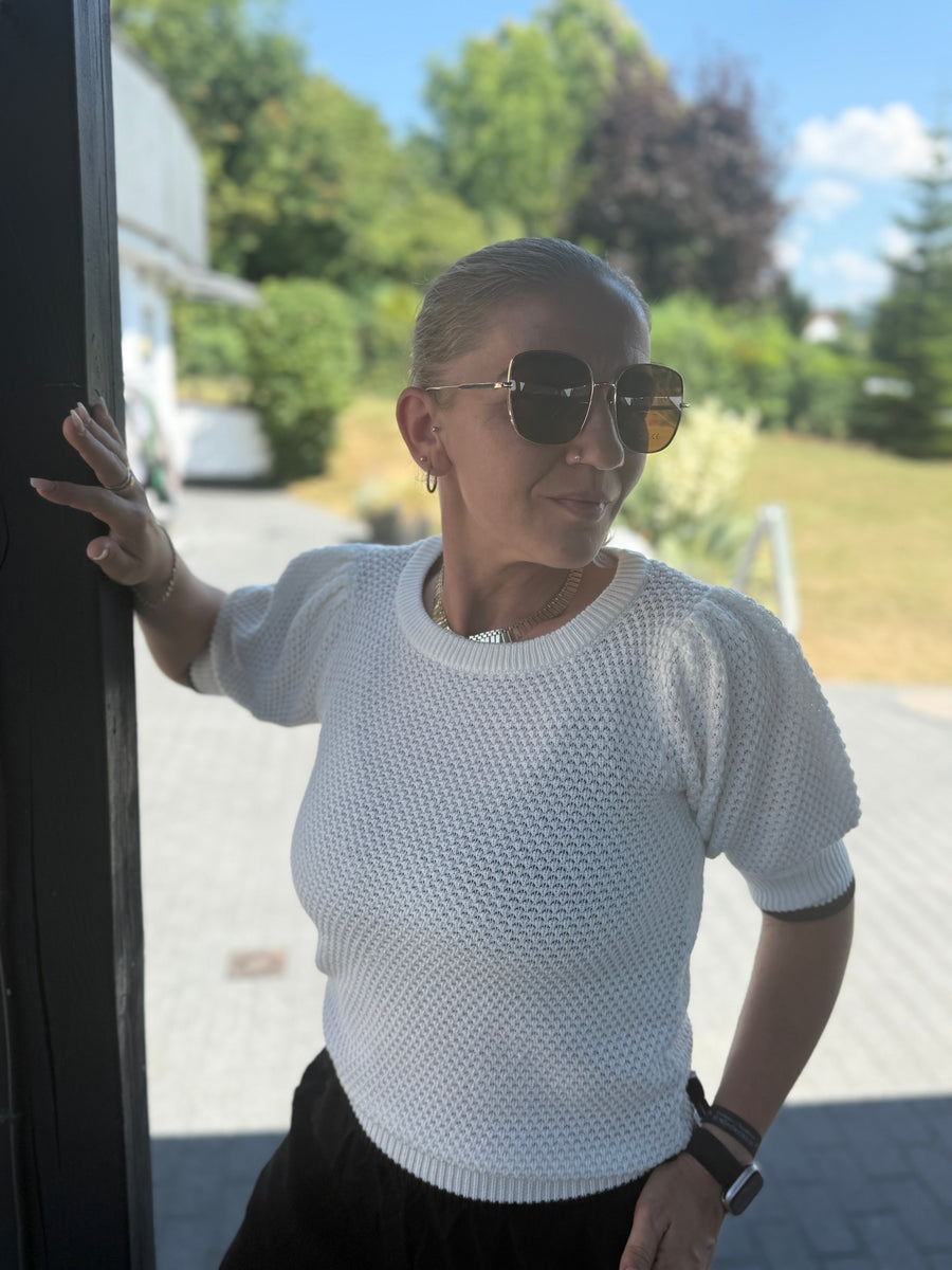 Sommerstrick Shirt mit schwarzem Bund