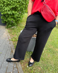 Banu Hose 7/8 in Schwarz