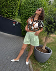 schicke Shorts mit Bundfalten in tollen Farben