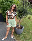 schicke Shorts mit Bundfalten in tollen Farben