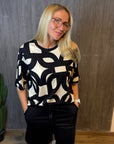Shirt mit grafischen Druck in Schwarz/Weiß