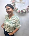 Bluse mit belebtem Druck