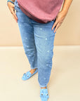 Stretch Mom Jeans mit Herzchen
