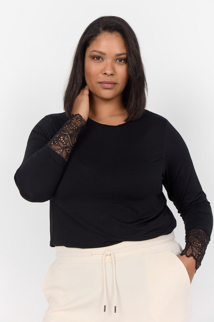 Longshirt Plus Size in Schwarz